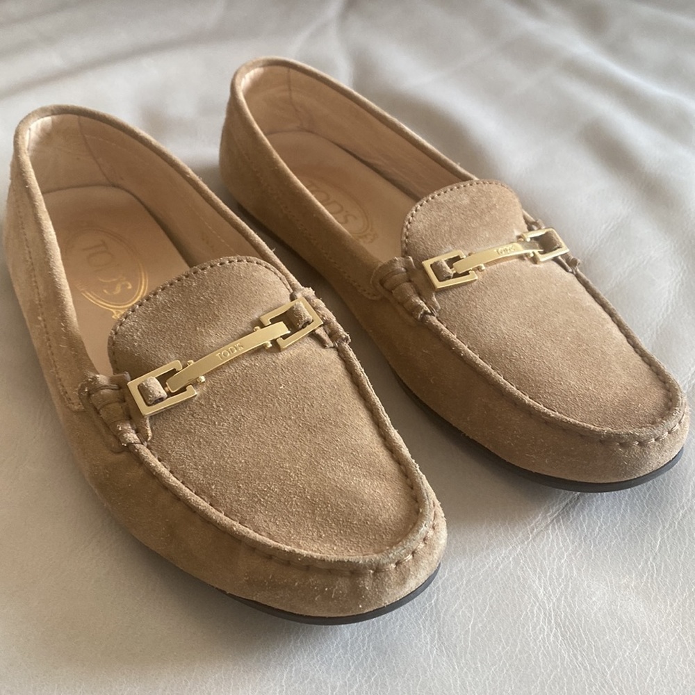 Tod’s Tan Suede Loafers 39.5
